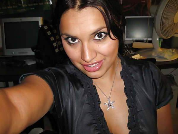 25P Mexican girl from d.f.