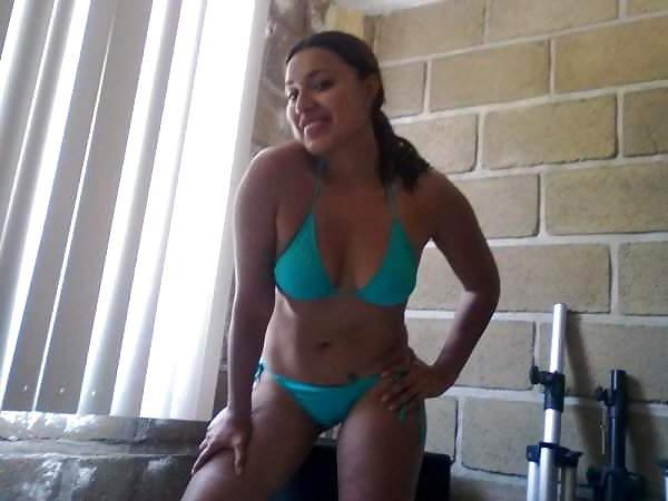 25P Mexican girl from d.f.