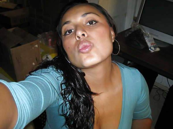 25P Mexican girl from d.f.