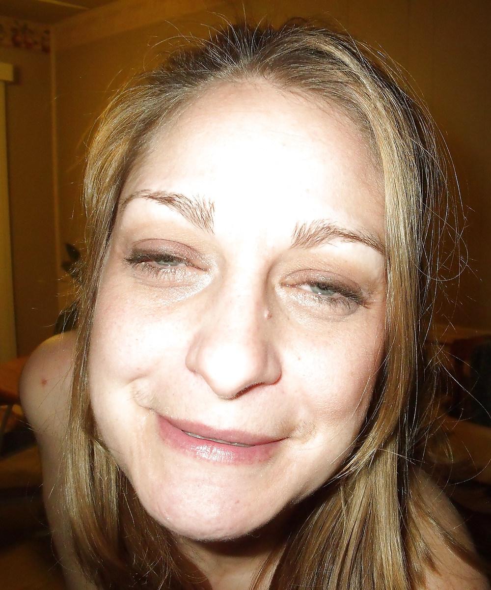 9P My wifes face for everyone to cum on