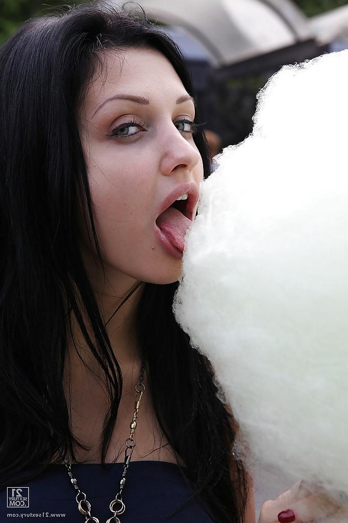 16P Pornstar with a beautiful face Aletta Ocean has a walk with a friend