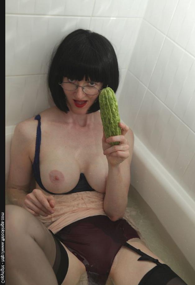 12P Dressed mature lady in black nylon stockings taking a bath