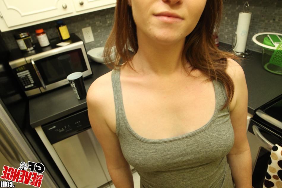 16P Tattooed girlfriend Terra shows off in her favorite pink shorts