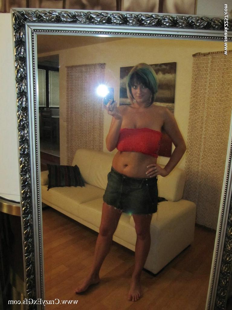 16P Chubby girlfriend Lola Stone stripping and showing off her massive jugs