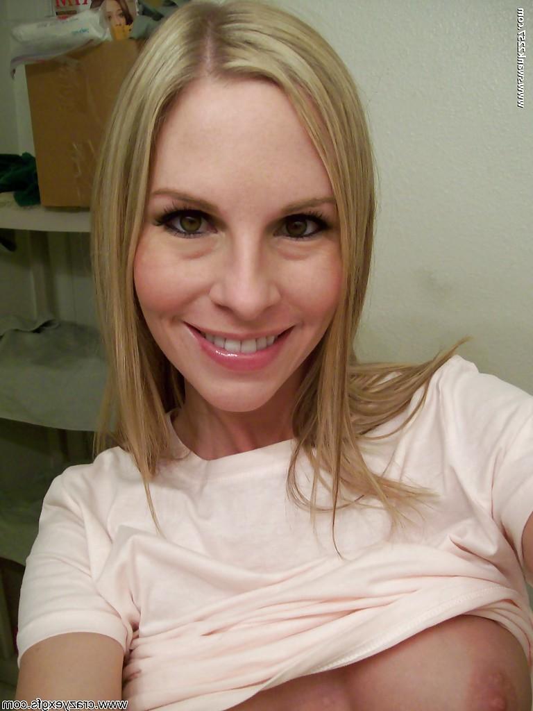 16P Big tit blonde Aimee undressing that stunning ass and pussy