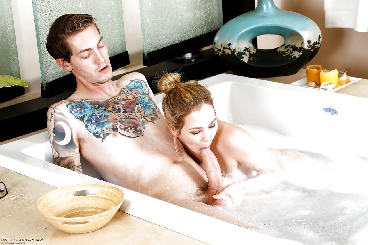 15P Massage girl Angel Smalls gives Buddy Hollywood handjob & blowjob in bath