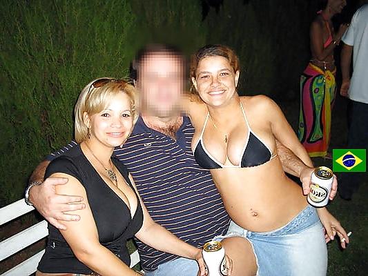 14P Sluts in Bar Brazil
