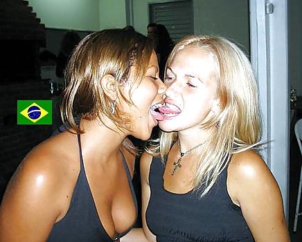 14P Sluts in Bar Brazil