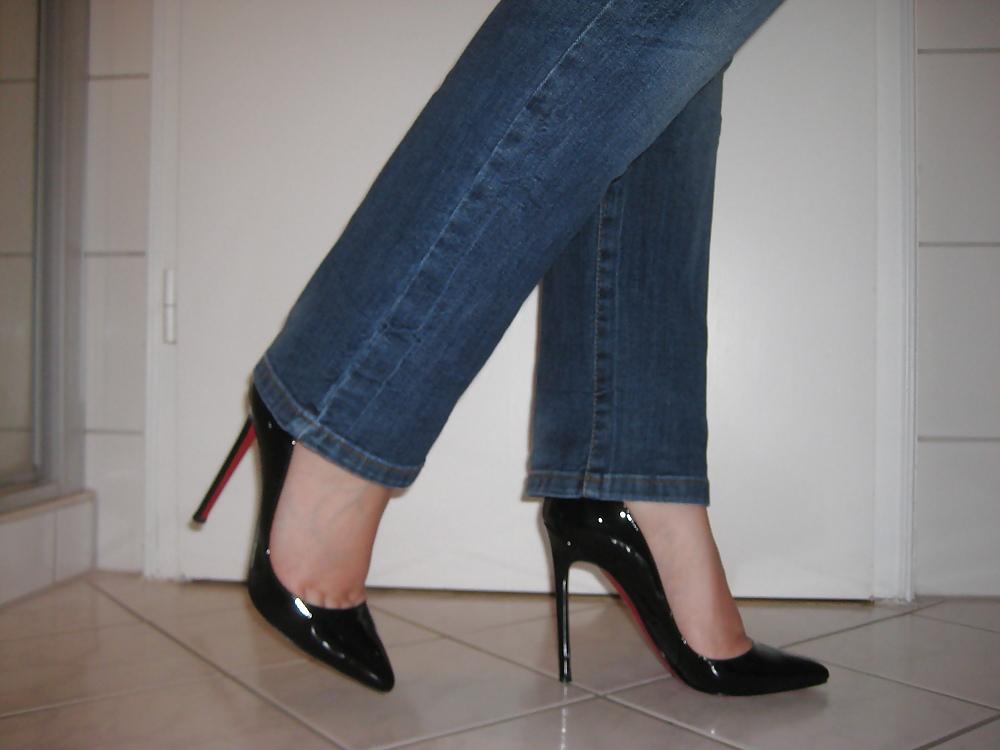 20P Jules new High-Heels! Cum on them and post!