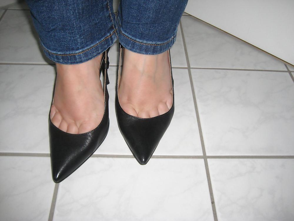 20P Jules new High-Heels! Cum on them and post!
