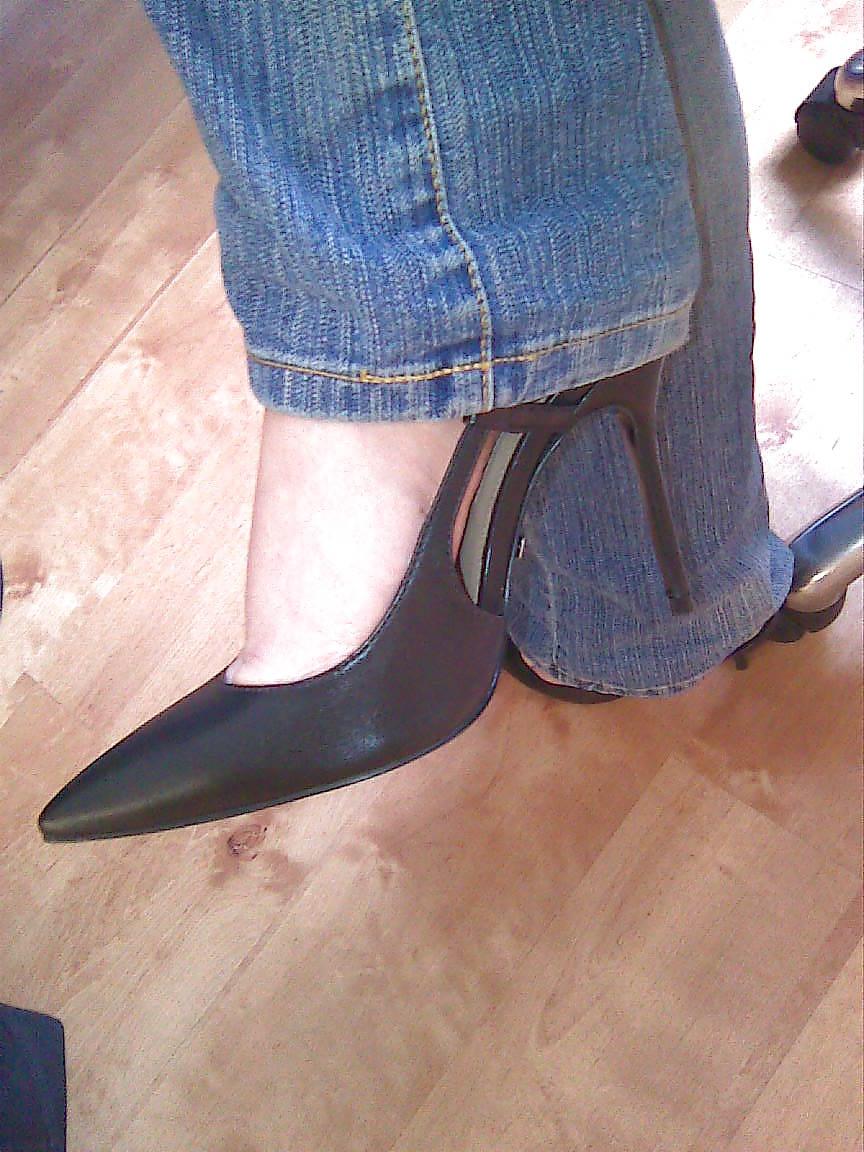 20P Jules new High-Heels! Cum on them and post!