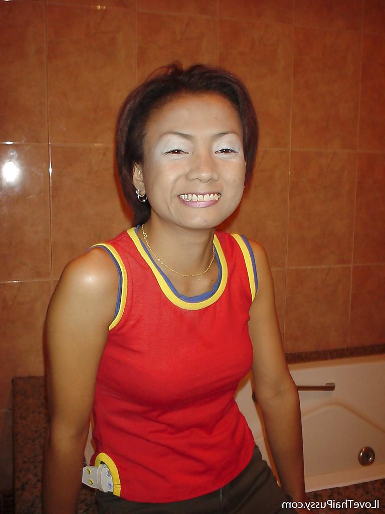 16P Stunning asian teen babe exposing her perky tiny tits and hairy cunt
