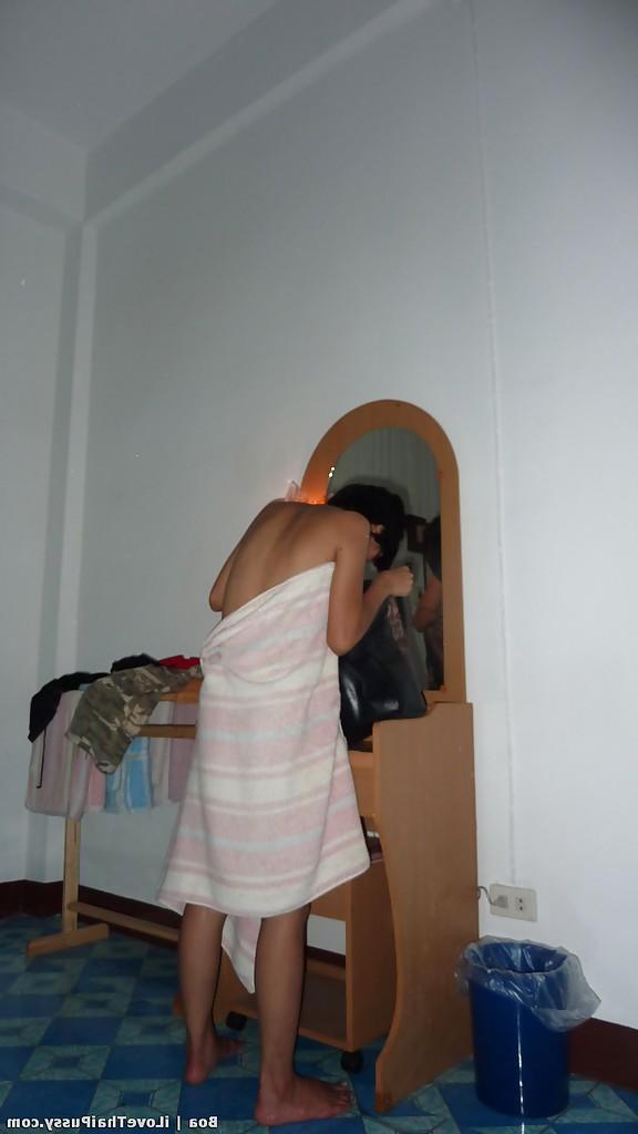 16P Stunning asian babe flashing her white panties and sexy ass