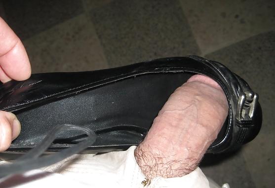 6P I cum on my girl shoes