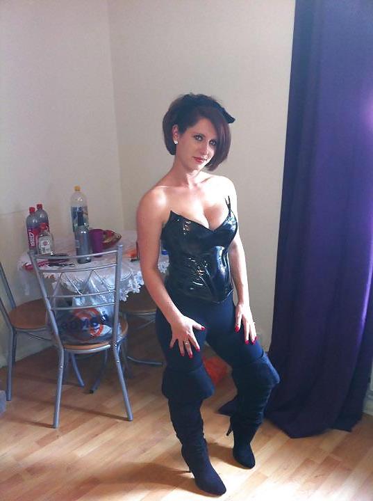 25P Me and my friends!!! Cum on theses pics please!!!xx