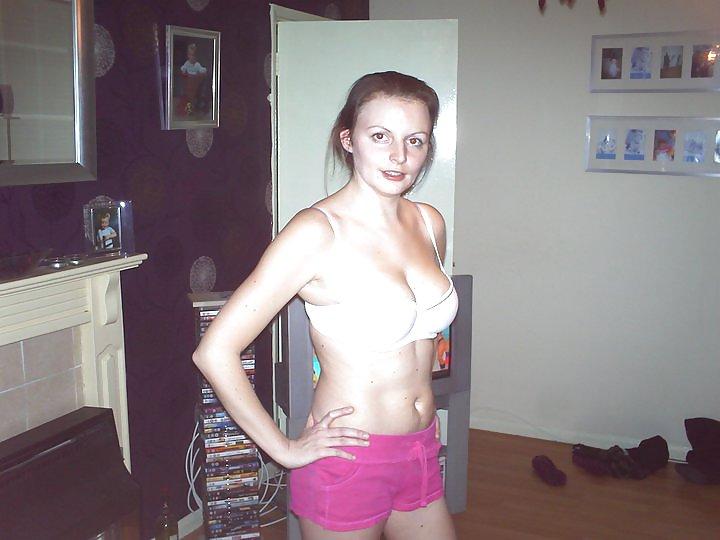 25P Me and my friends!!! Cum on theses pics please!!!xx