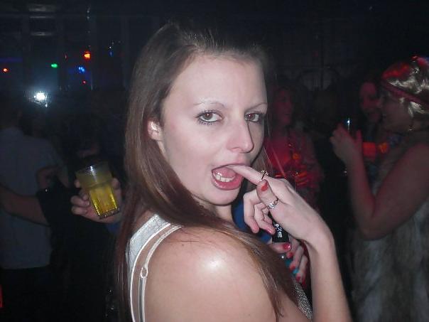 25P Me and my friends!!! Cum on theses pics please!!!xx