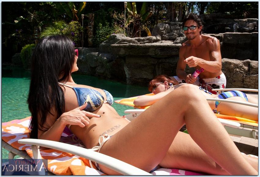16P Boobalicious bikini babe Ava Addams gets a hardcore treatment
