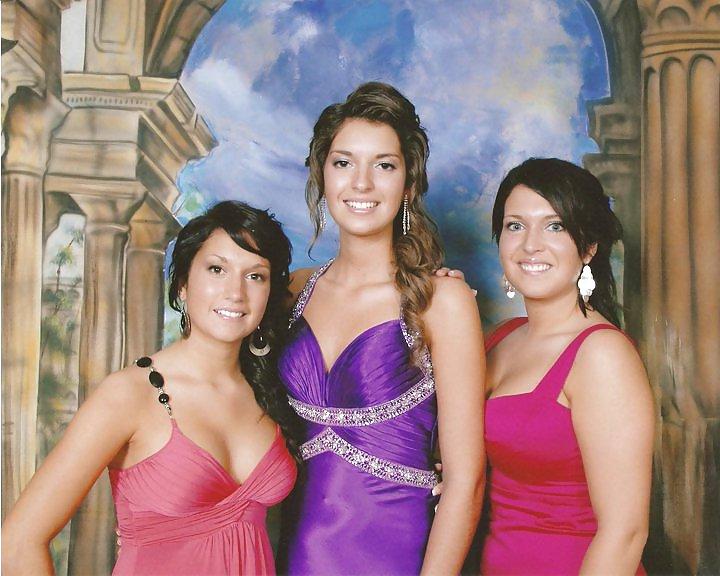 6P A friend and her two girls, comment and cum on