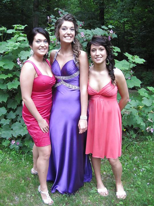 6P A friend and her two girls, comment and cum on