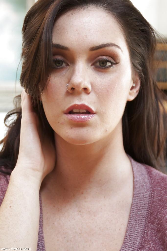 16P Busty babe Alison Tyler stripping and exposing her sweet love holes