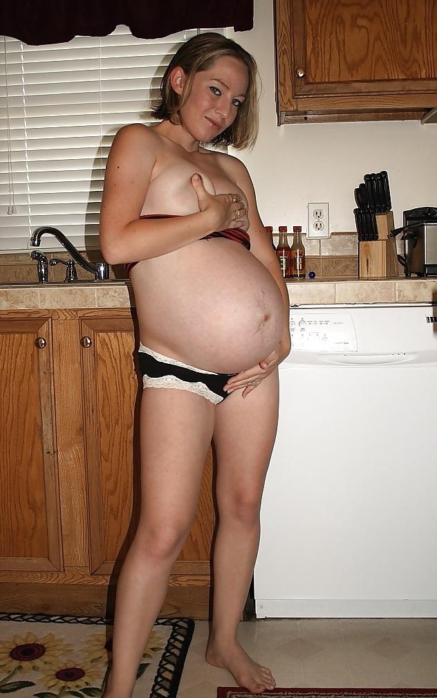 16P Pregnant Kristi