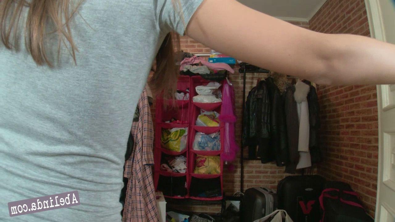 20P Pictures of Abelinda pleasuring her wet teen pussy
