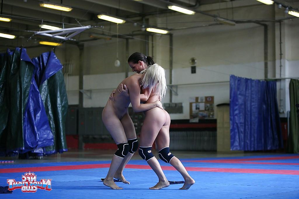 16P Seductive MILFs are into rough lesbian action in the squared ring