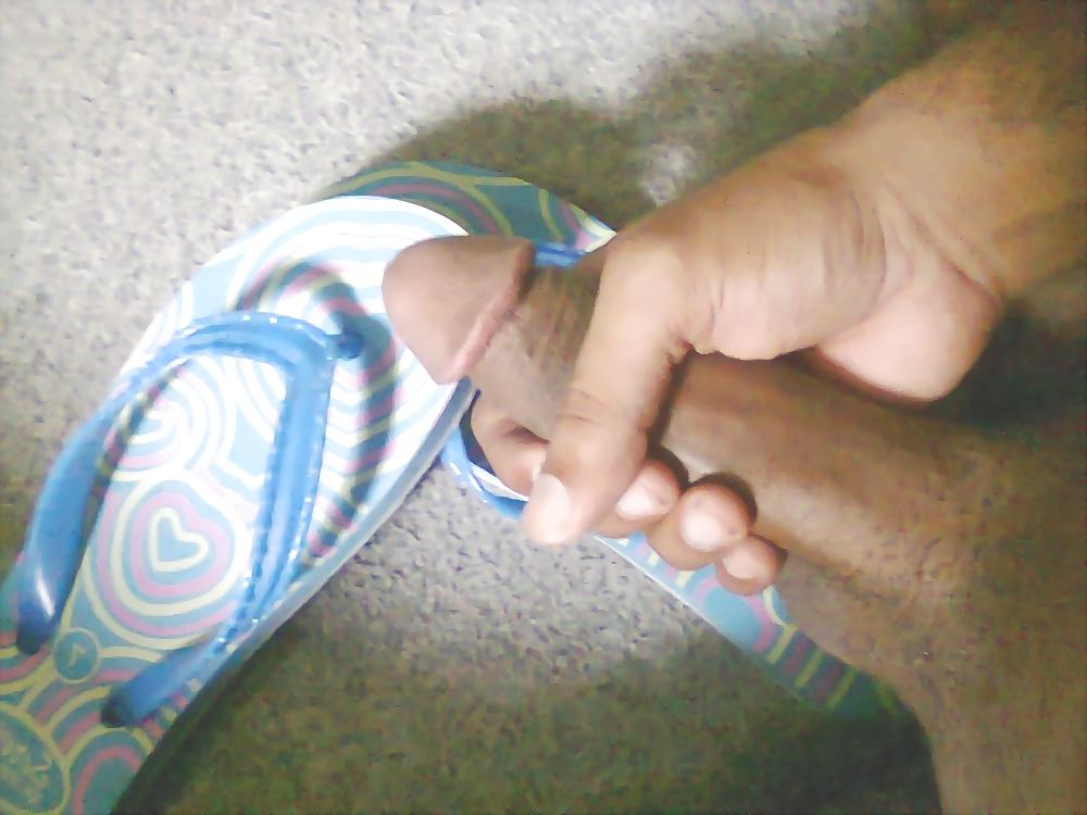 4P Cum on wife's flip flop