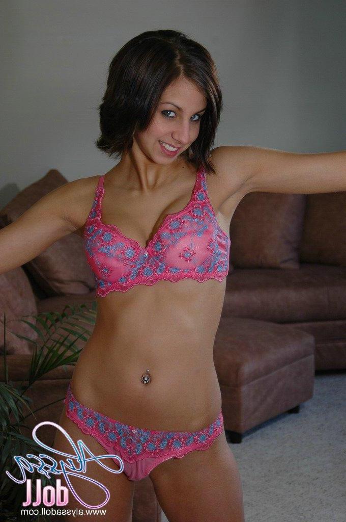 15P Alyssa Doll takes off her bra and panties