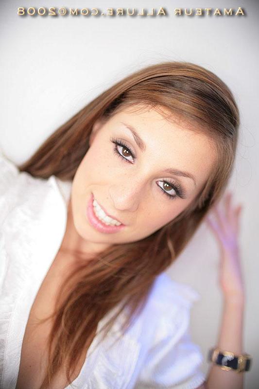 16P Pictures of Alyssa Hall sucking cock and then getting fucked