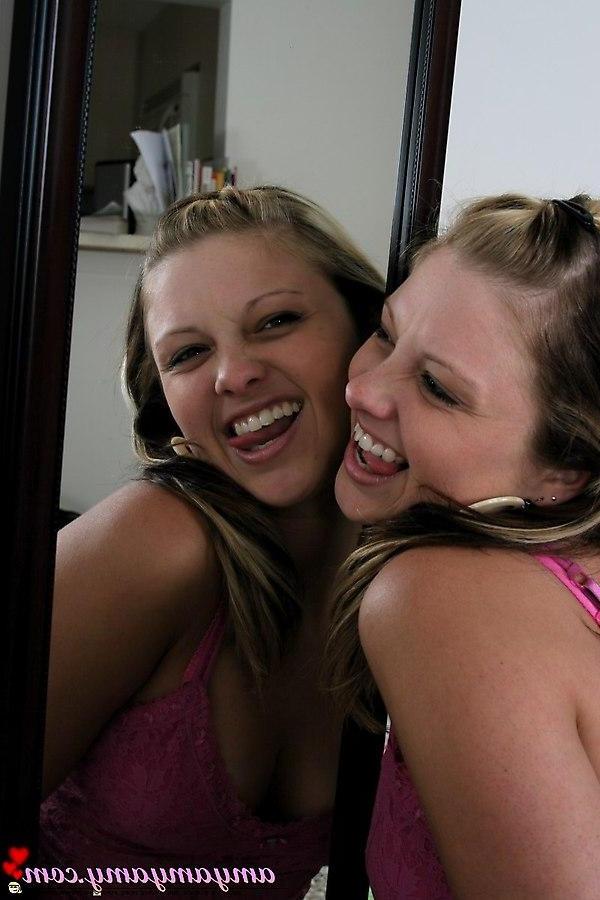 20P Pictures of Amy Amy Amy changing her underwear