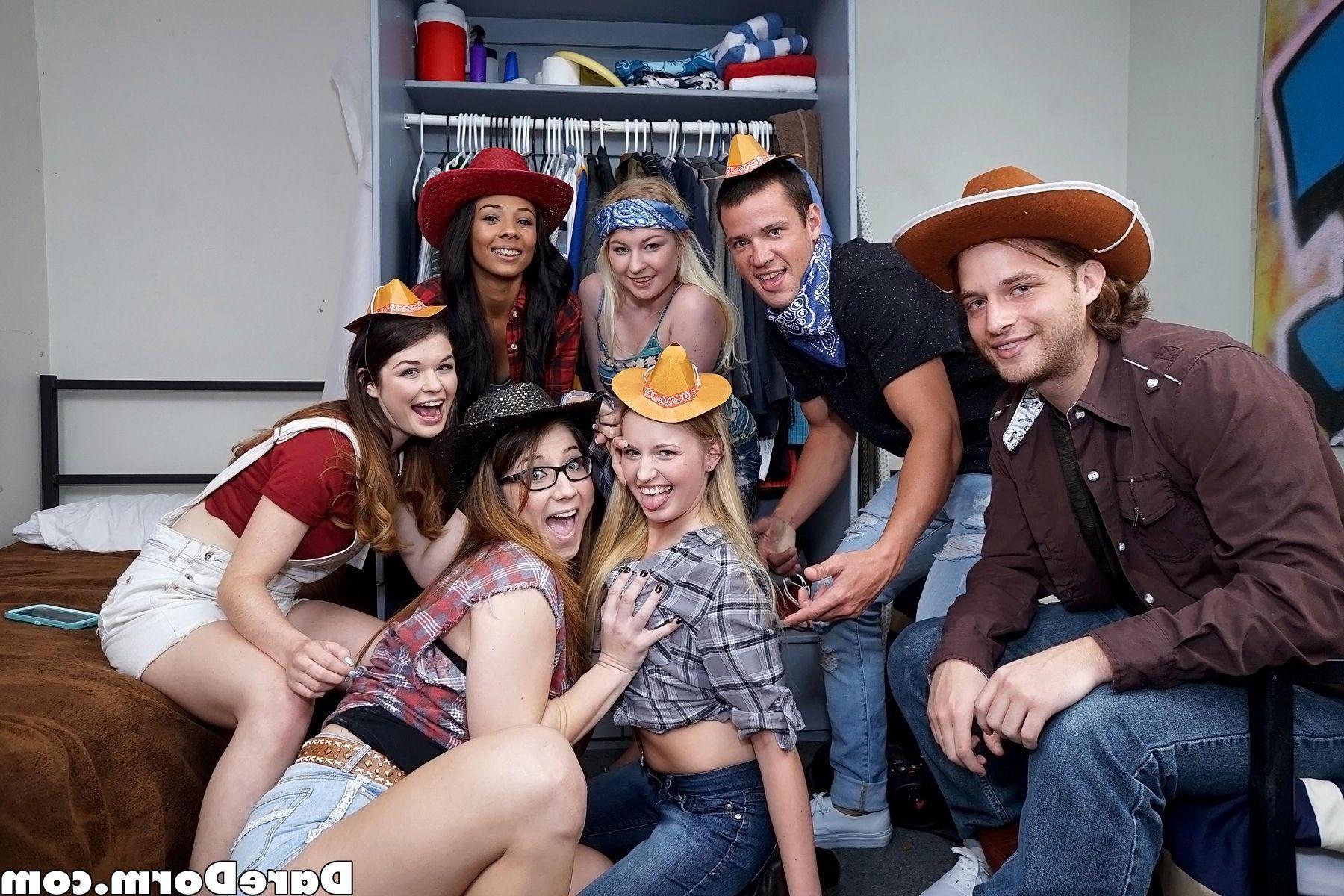 20P Anastasia Rose and her girlfriends get their fuck on in the dorm room