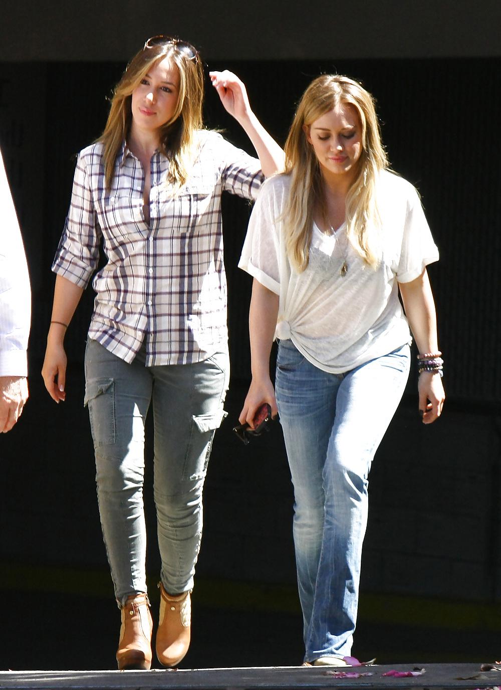 22P Hilary Duff see thru to bra out & about with Haylie in LA