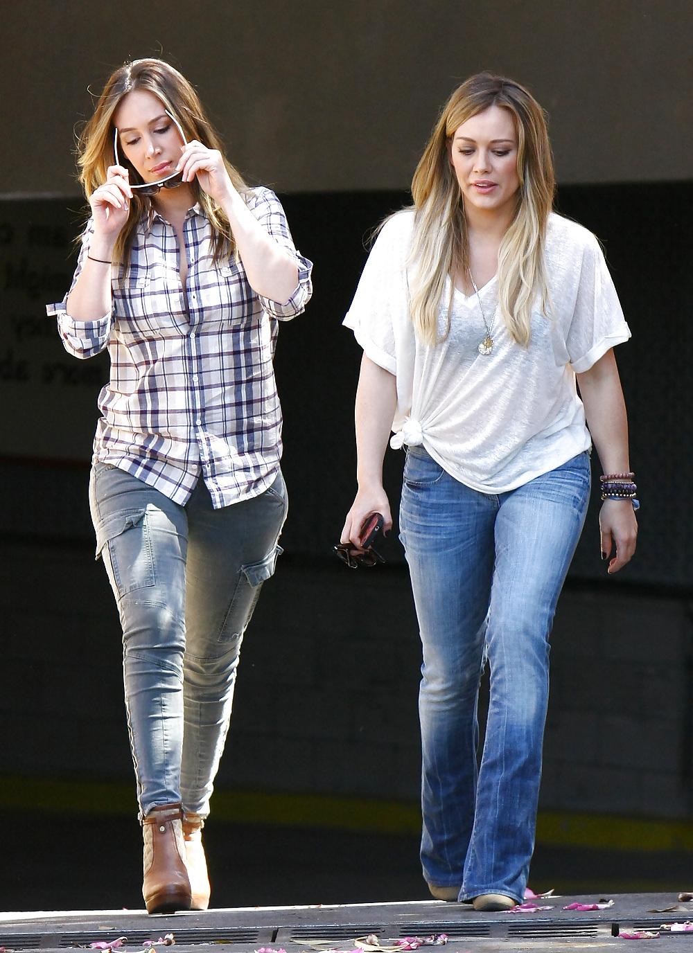 22P Hilary Duff see thru to bra out & about with Haylie in LA