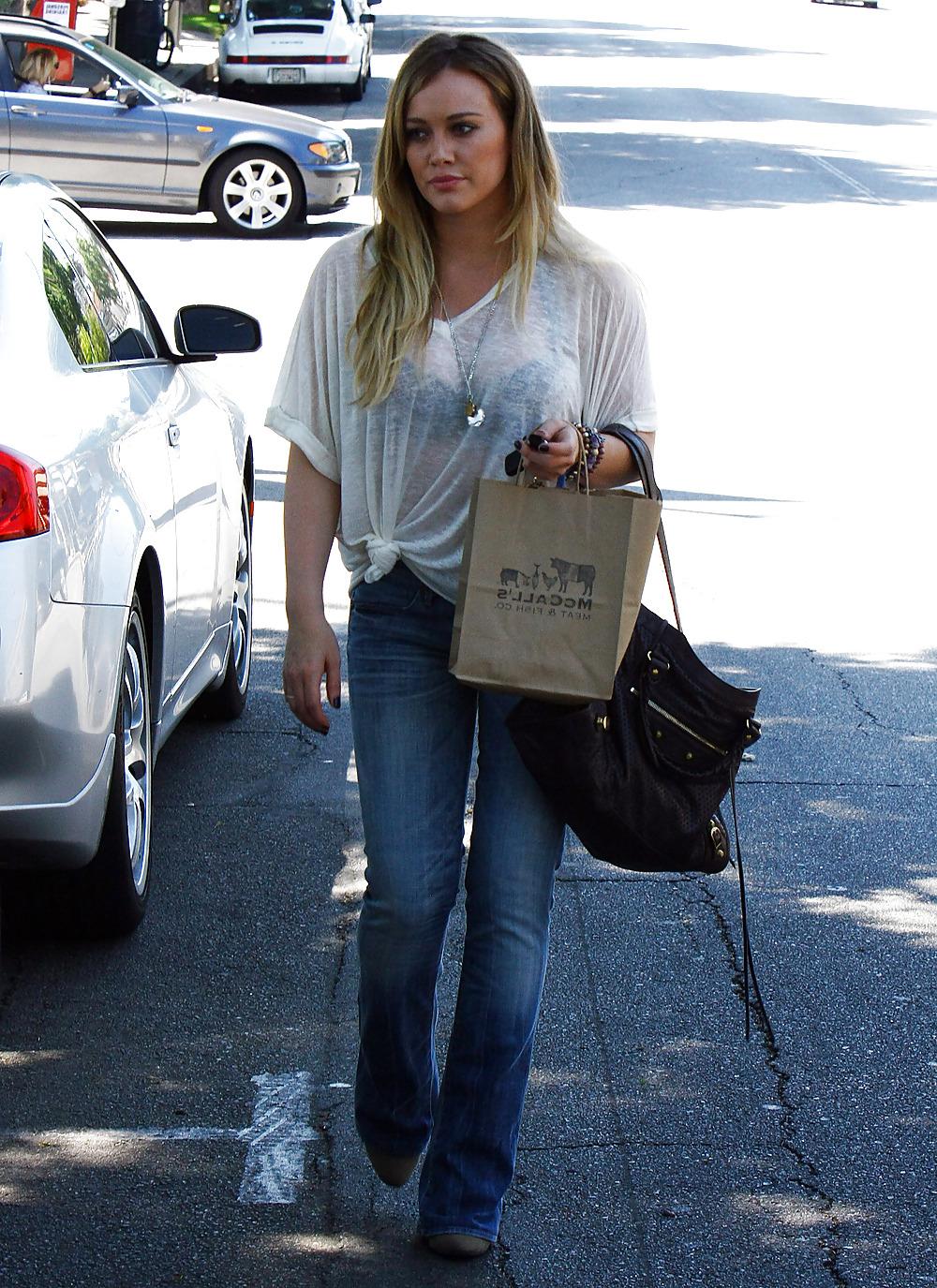 22P Hilary Duff see thru to bra out & about with Haylie in LA