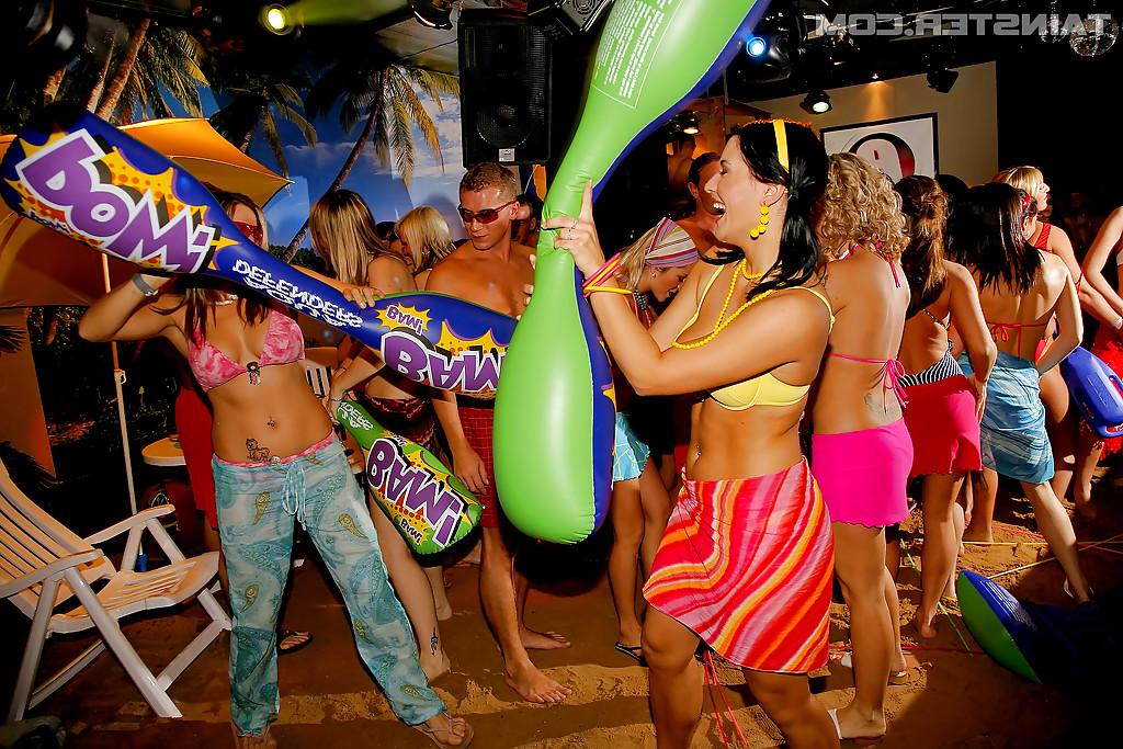 16P Cock hungry babes in bikinis going crazy at the hardcore sex party