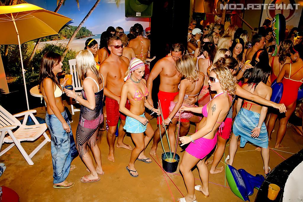 16P Stupendous babes in bikinis getting pounded hardcore at the wild party