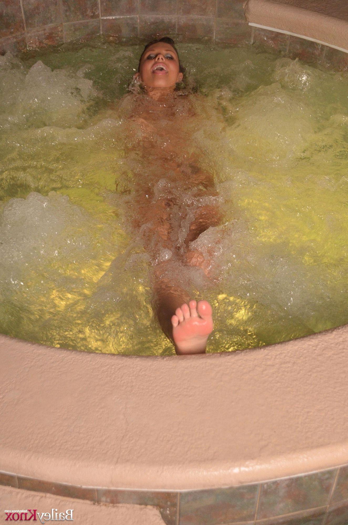12P Hot coed Bailey Knox strips out of her bikini in the hot tub