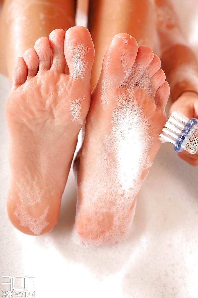 13P Blonde babe Chlo Lacourt and stunning guy enjoy taking hot bath