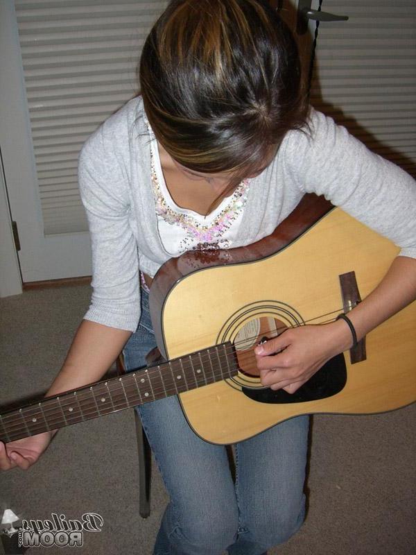 15P Pictures of Bailey's Room teasing at home