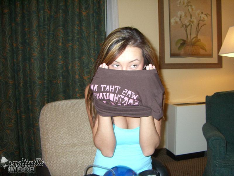 15P Pictures of Bailey's Room teasing you with her cuteness