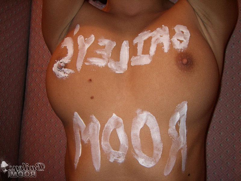 16P Pictures of Bailey\'s Room playing with whipped cream