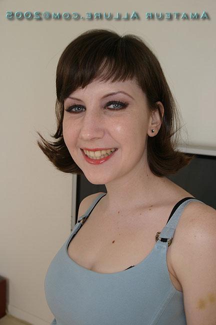 16P Pictures of hot teen girl Betty sucking on a cock for a facial