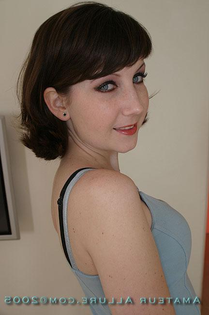 16P Pictures of hot teen girl Betty sucking on a cock for a facial