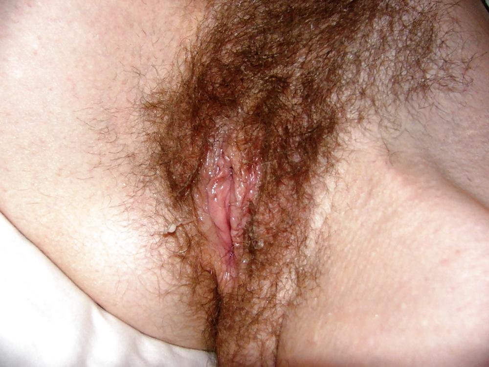 25P Wifes fantastic hairy cunt