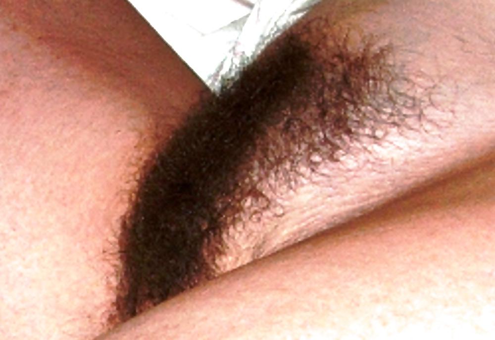25P Wifes fantastic hairy cunt