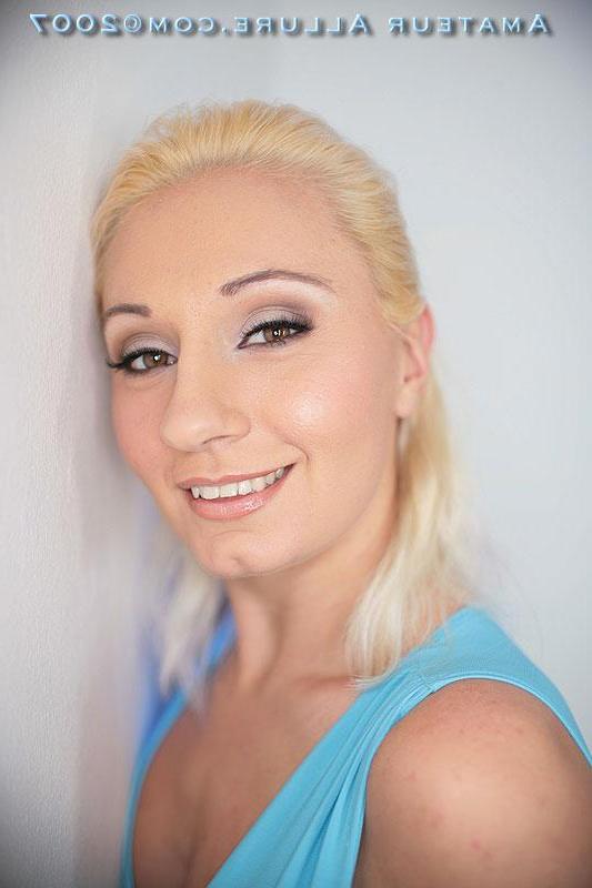 16P Amateur blonde Cheryl sucks and fucks cock