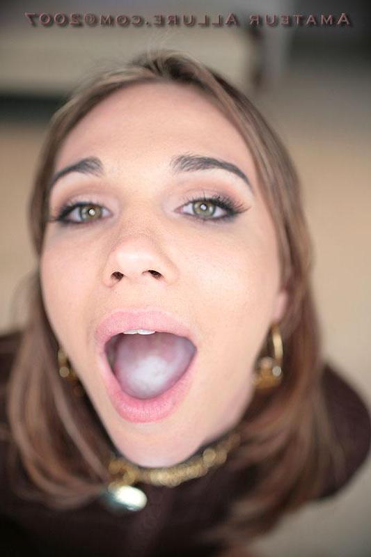 16P Gorgeous teen babe blows cock and eats huge cumshot