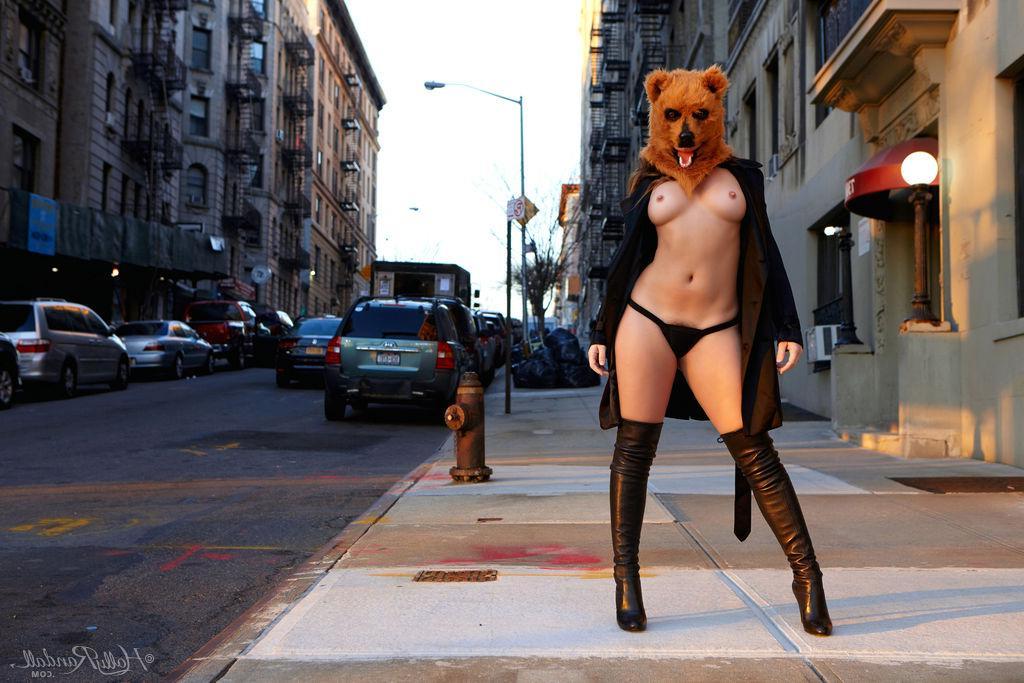 16P Brunette beauty Dani Daniels strips for you in "The NYC Project"